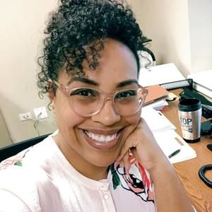 Meet your Posher, Ely